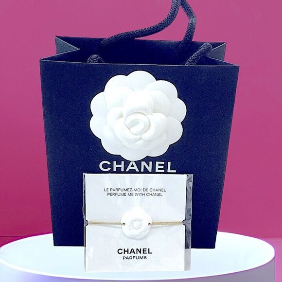 CHANEL GWP LE PARFUMEZ-MOI DE CHANEL PERFUME ME WITH CHANEL BRACELET. - Picture 1 of 2